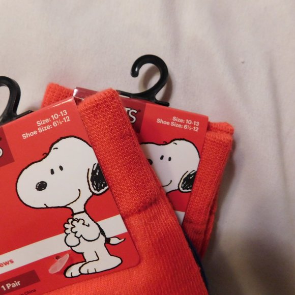 Peanuts Snoopy Rainbow Pride Socks 2 Pairs - Picture 2 of 4